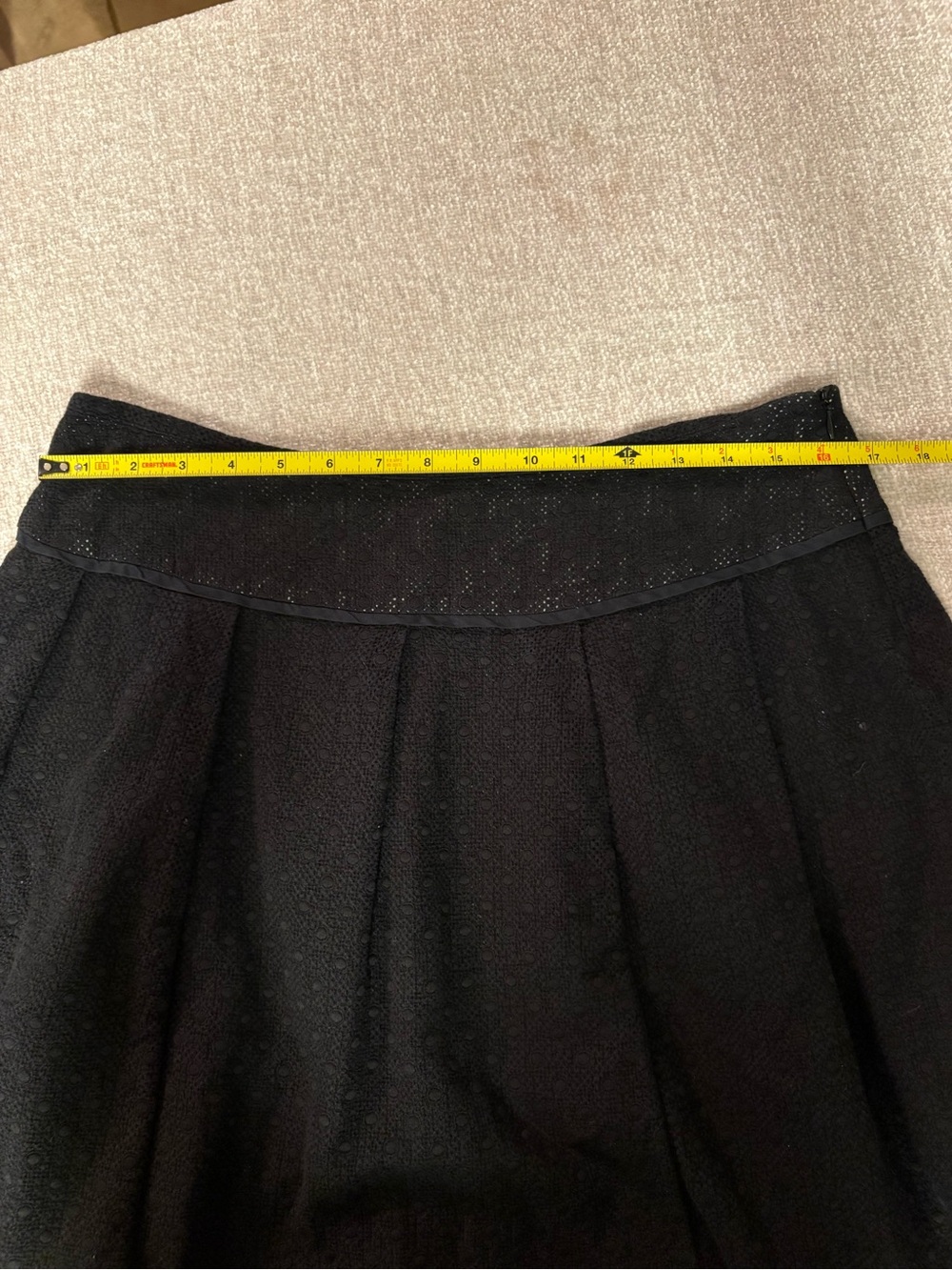 Adorable Classic Lined Black Women's Skirt Size 12P - Picture 8 of 14